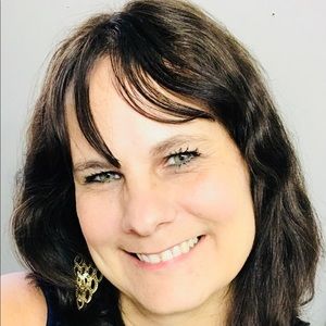 Meet your Posher, Jen